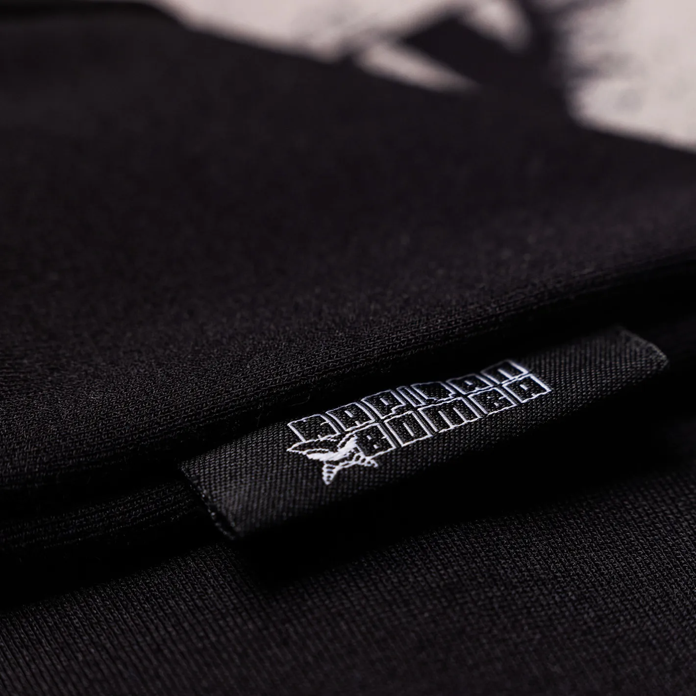 Kapitan Bomba Buza z kapture – Rouado > Bluzy