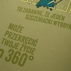 Kapitan Bomba Kozuka zieona – To zabawne, że jeden zczeniacki wybryk oże przekręcić twoje życie o 360 topni > Koszulki